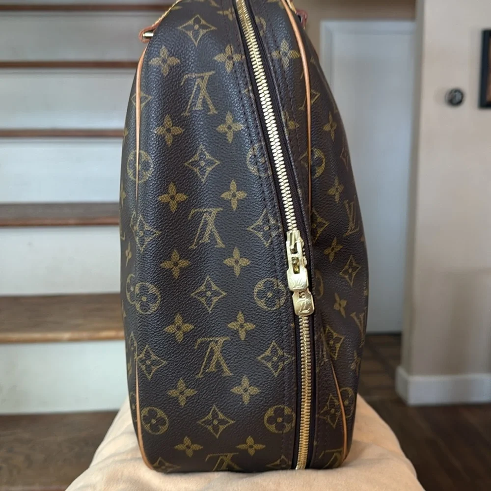 Louis Vuitton monogram excursion